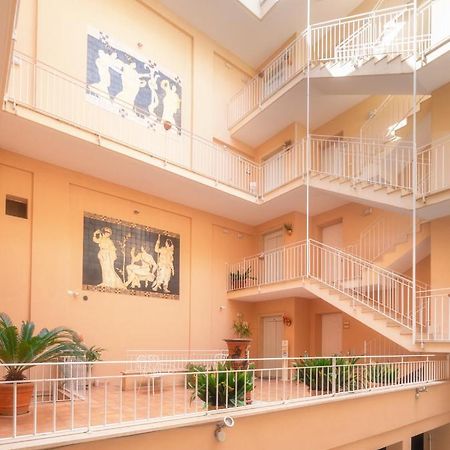 Palazzo Leo Suite And Apartment Lecce Luaran gambar