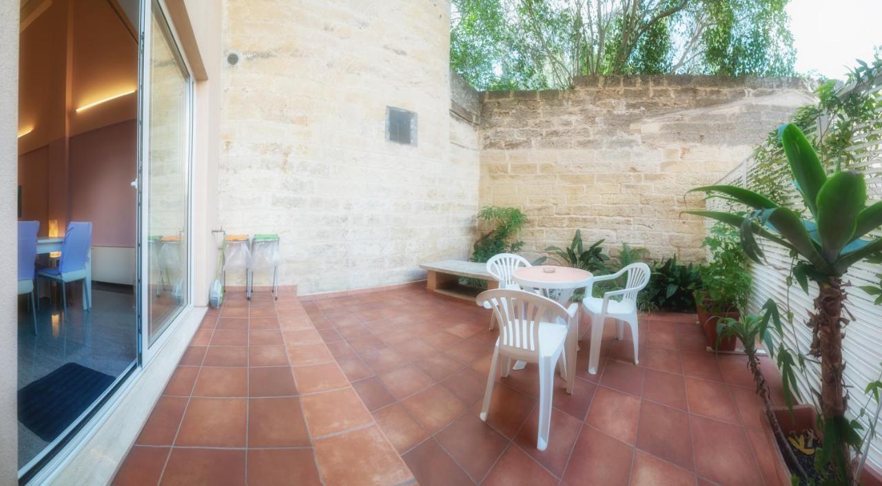 Palazzo Leo Suite And Apartment Lecce Luaran gambar