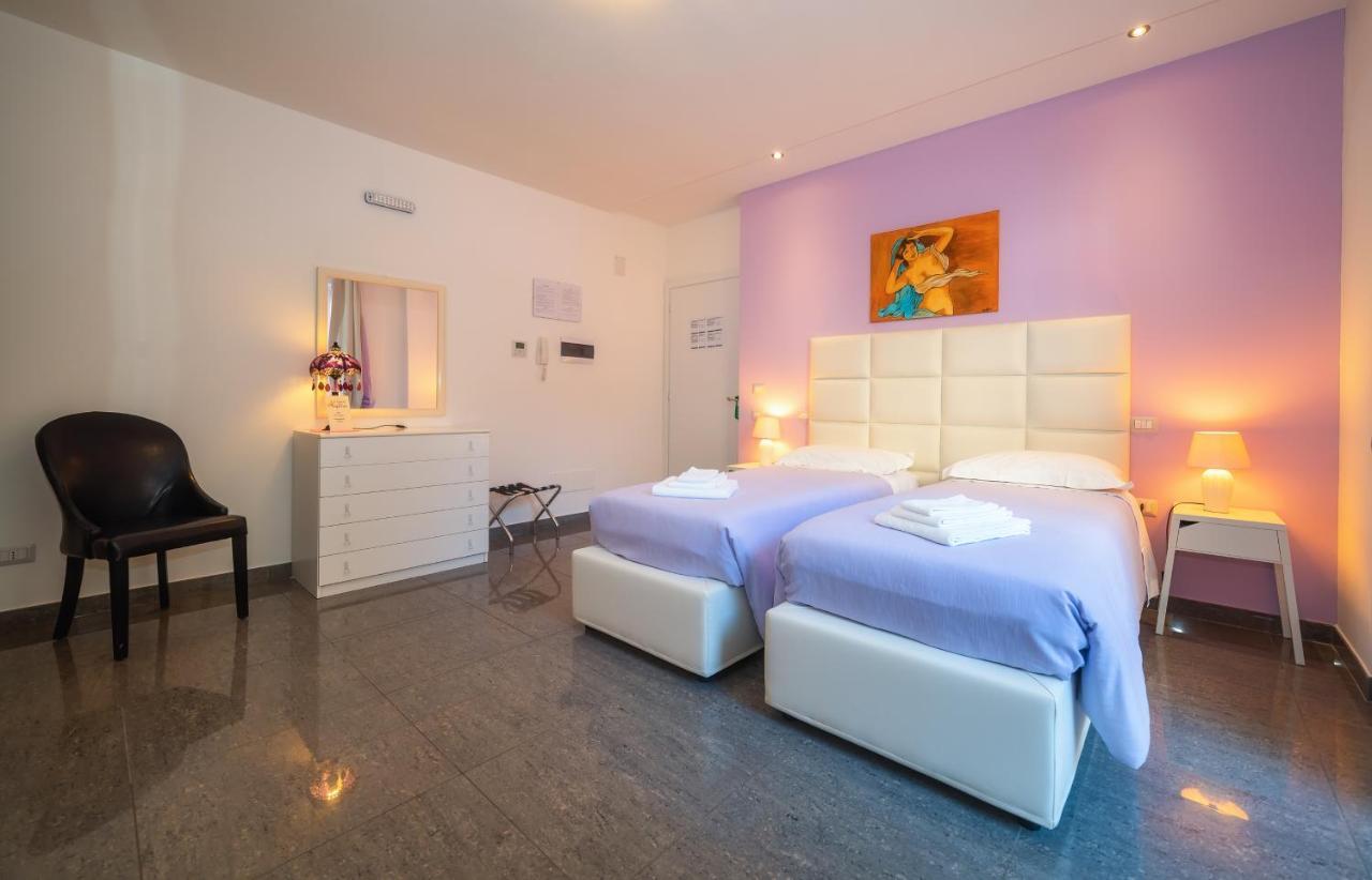 Palazzo Leo Suite And Apartment Lecce Luaran gambar