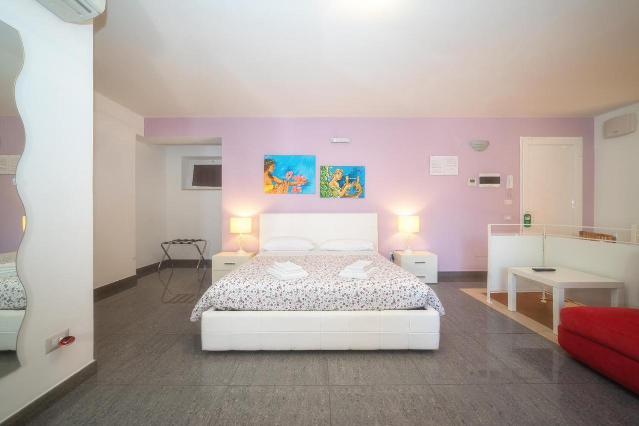 Palazzo Leo Suite And Apartment Lecce Luaran gambar