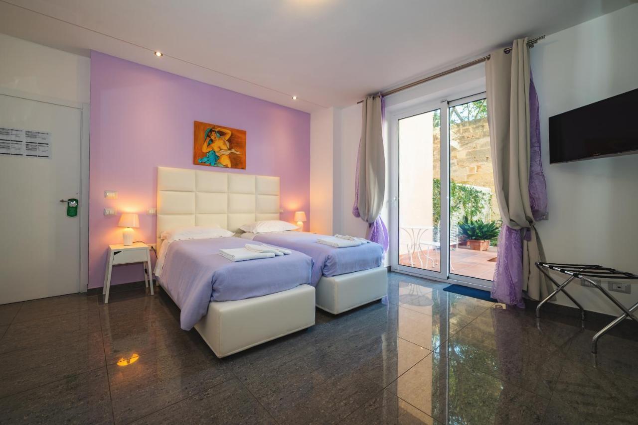 Palazzo Leo Suite And Apartment Lecce Luaran gambar