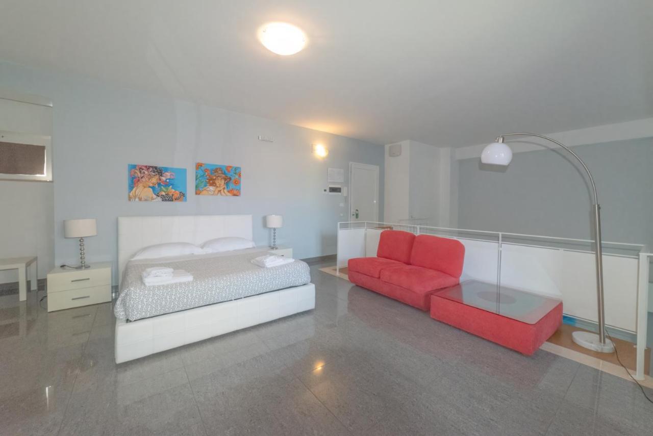 Palazzo Leo Suite And Apartment Lecce Luaran gambar
